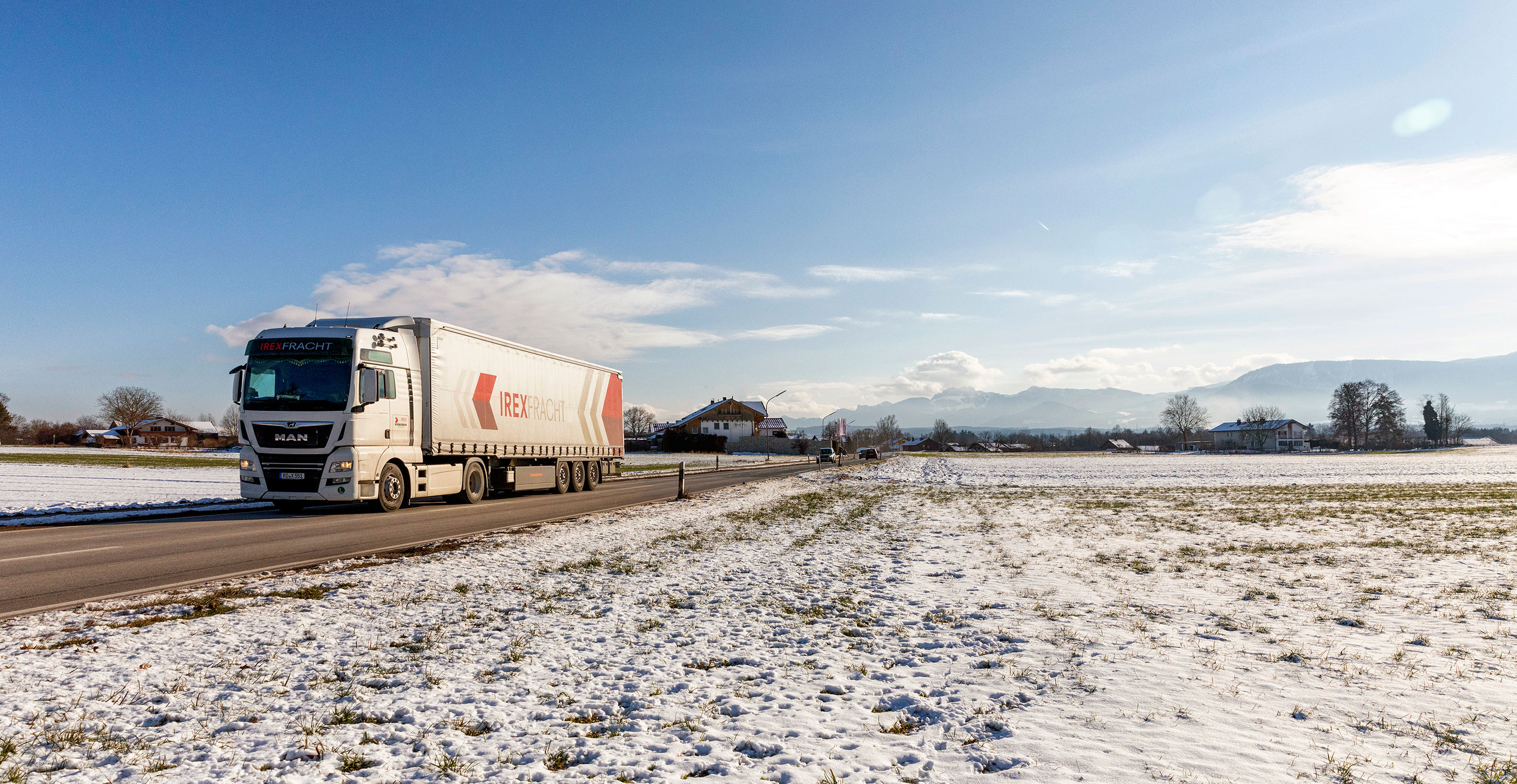 Banner IREX FRACHT GmbH – Spedition  |  Logistik  |  Transport  |  Internationale Spedition mit Sitz in Rosenheim bei München